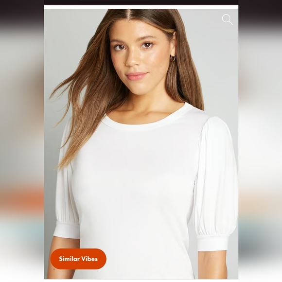 Beyond Basic Short Sleeve Top - Picture 4 of 8